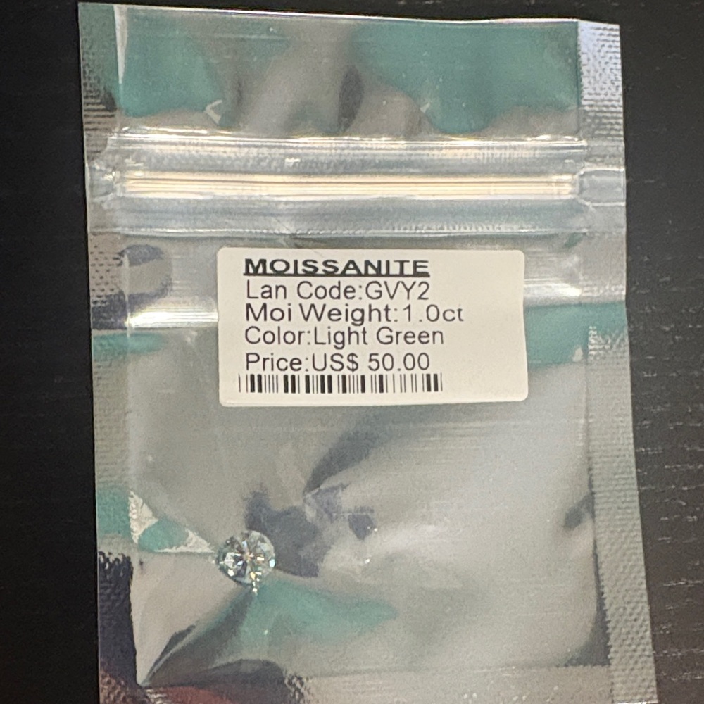 Moissanite Light Green Gemstone